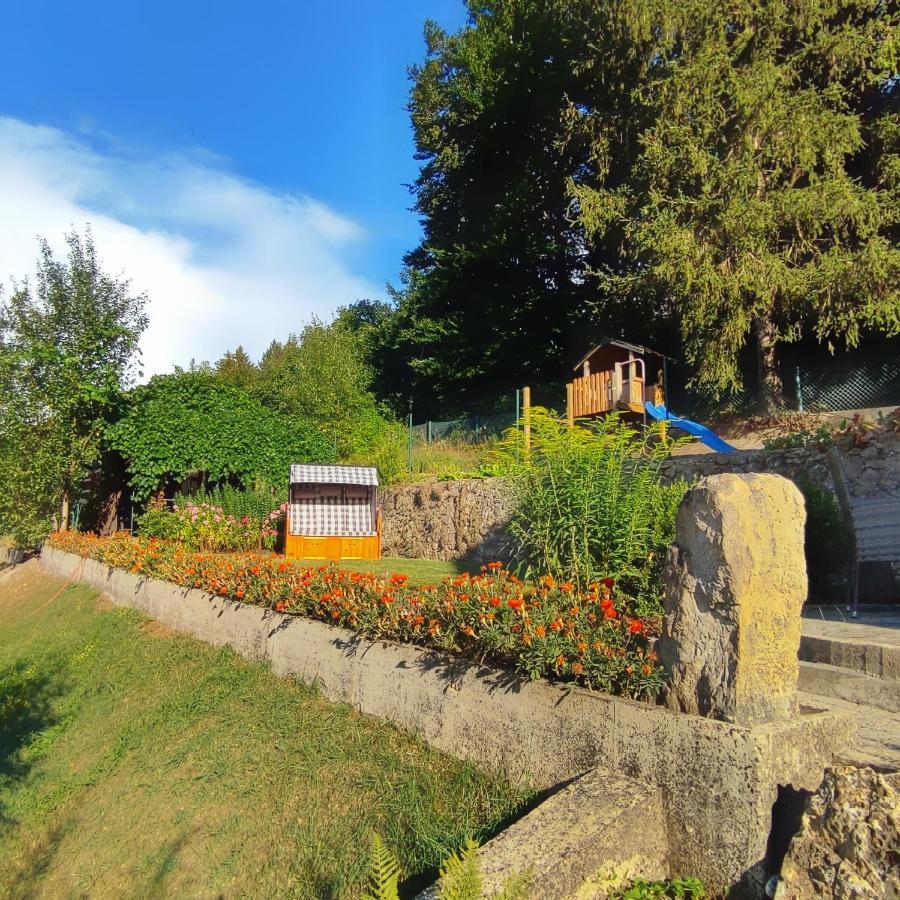 Ferienhaus Am Bach Mit Grossem Garten Deuerling Luaran gambar